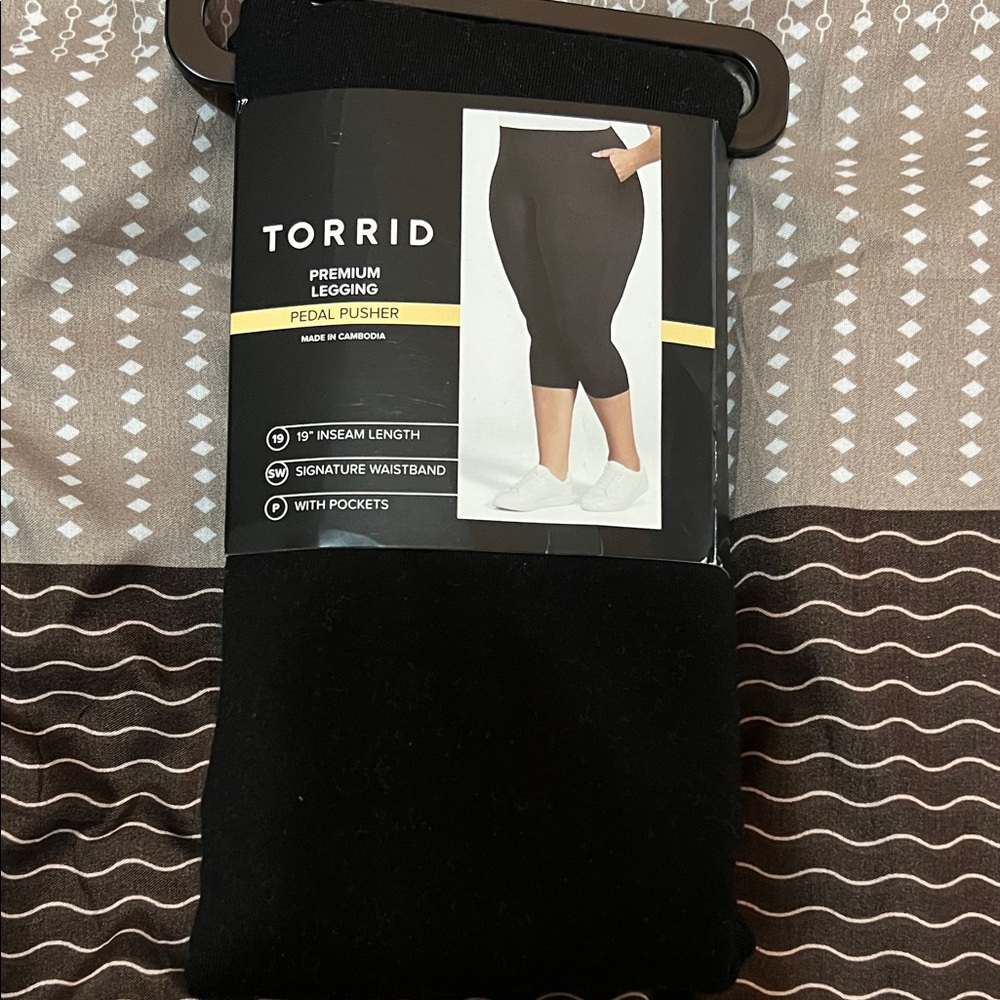 torrid Black Premium Pedal Pusher